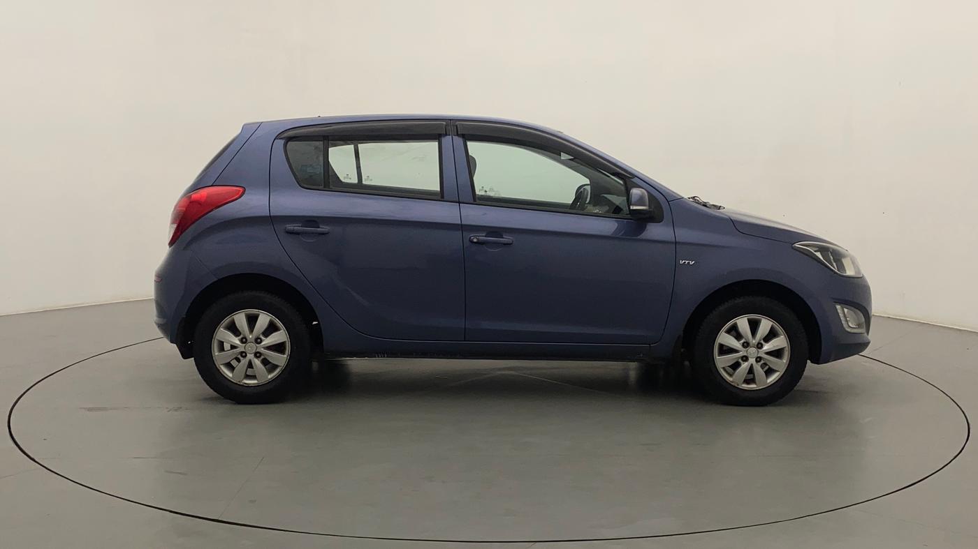 2013 Hyundai i20 SPORTZ 1.2, Petrol, Manual, 79,892 km, Right Side