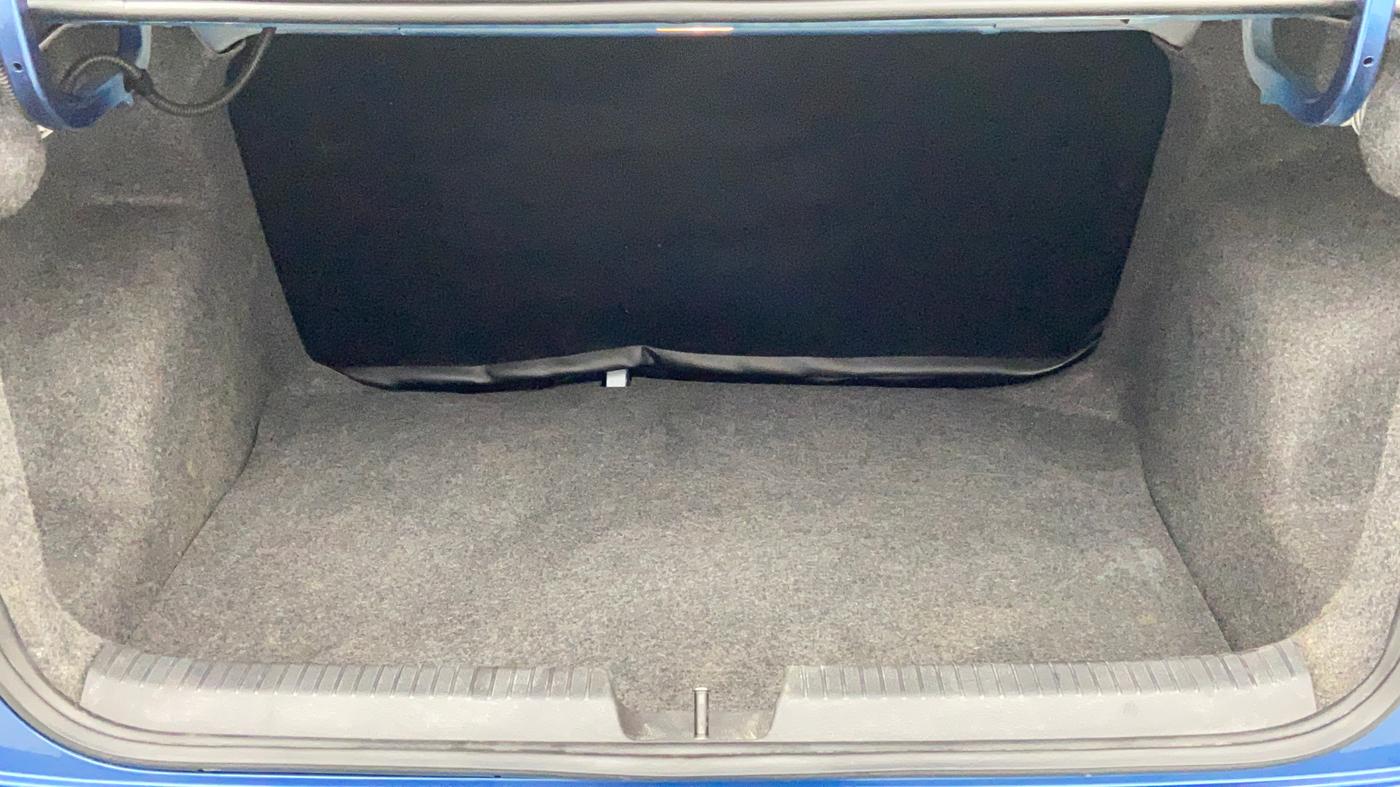 2017 Volkswagen Ameo COMFORTLINE 1.2, Petrol, Manual, 27,789 km, Boot Inside View