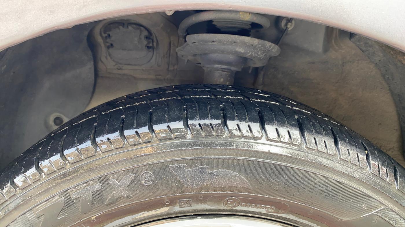 2018 Hyundai Grand i10 SPORTZ 1.2 KAPPA VTVT, Petrol, Manual, 48,214 km, Left Front Tyre Tread