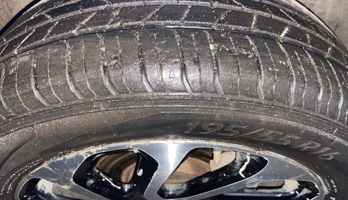 2023 Maruti Baleno ALPHA PETROL 1.2, Petrol, Manual, 85,631 km, Right Front Tyre Tread