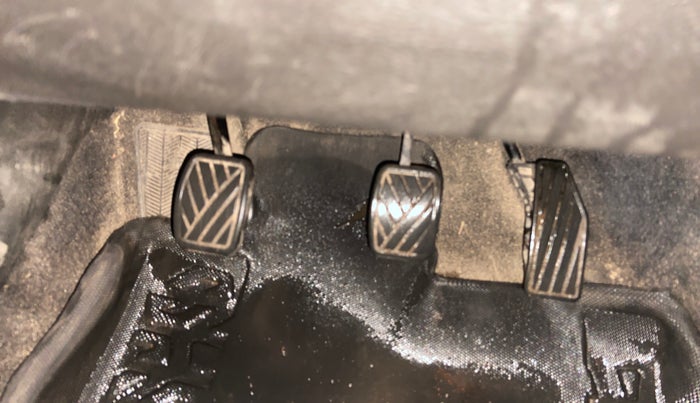 2023 Maruti Baleno ALPHA PETROL 1.2, Petrol, Manual, 85,631 km, Pedals