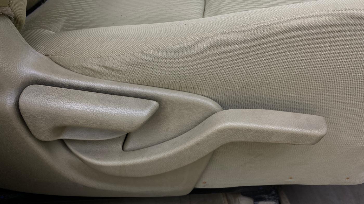 2015 Honda Amaze 1.5L I-DTEC S, Diesel, Manual, 97,909 km, Driver Side Adjustment Panel