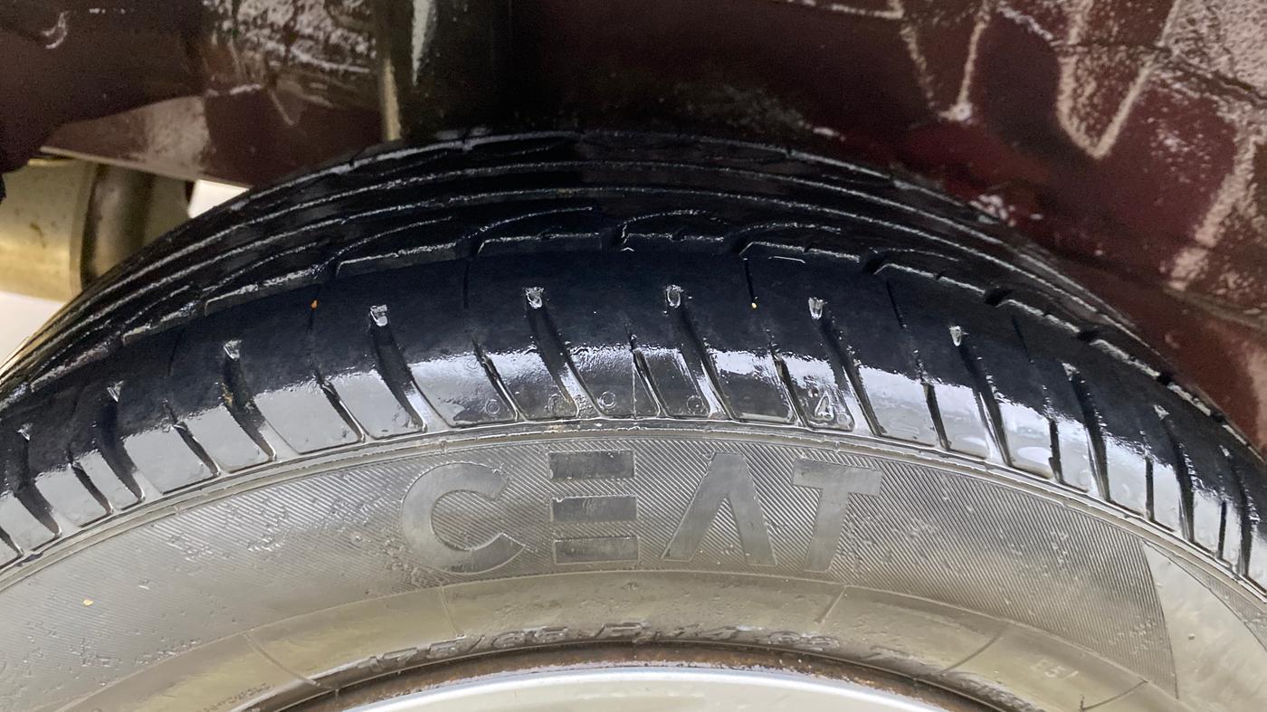 2015 Honda Amaze 1.5L I-DTEC S, Diesel, Manual, 97,909 km, Right Rear Tyre Tread