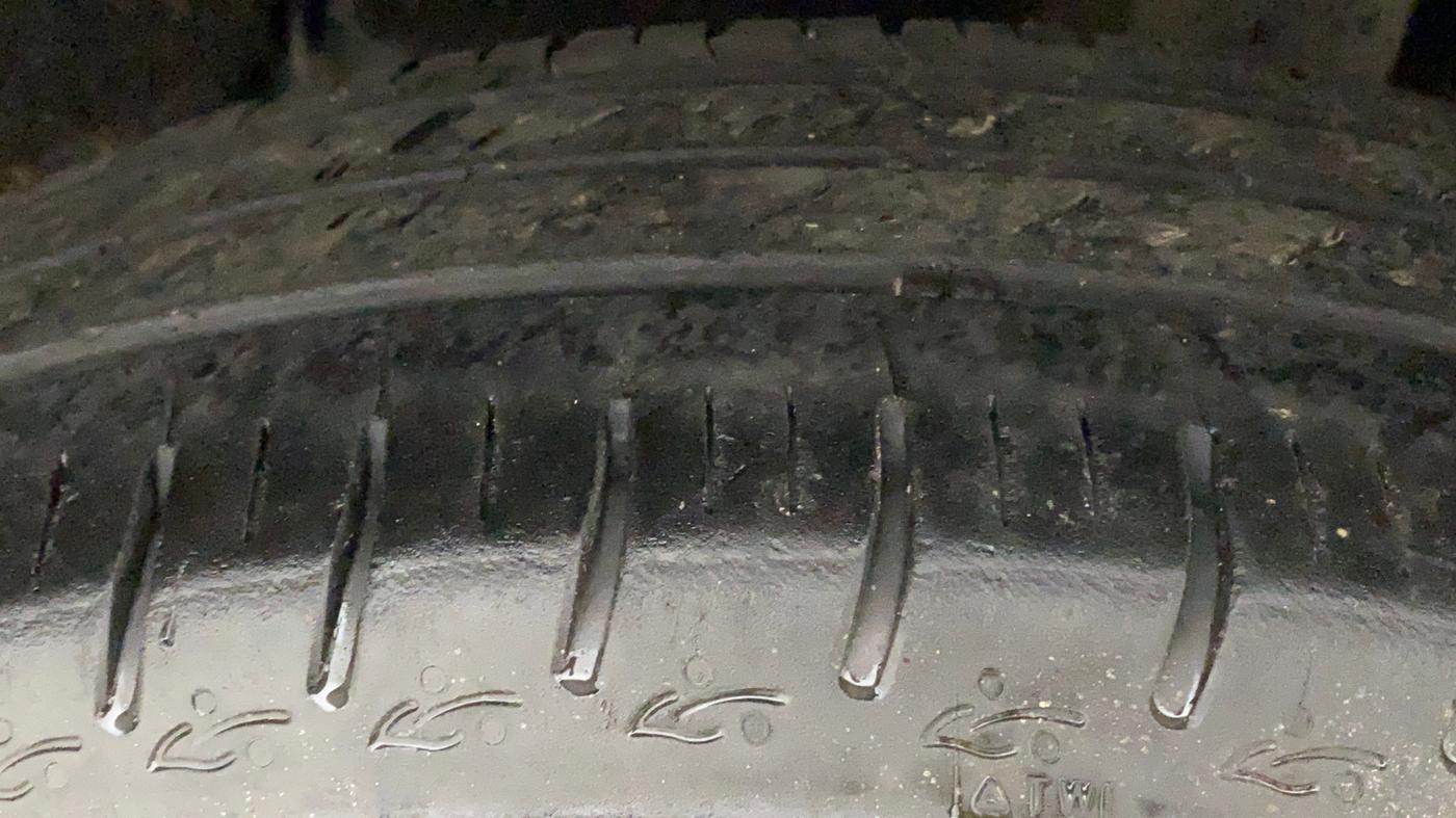 2019 Maruti Baleno DELTA PETROL 1.2, Petrol, Manual, 50,372 km, Left Rear Tyre Tread