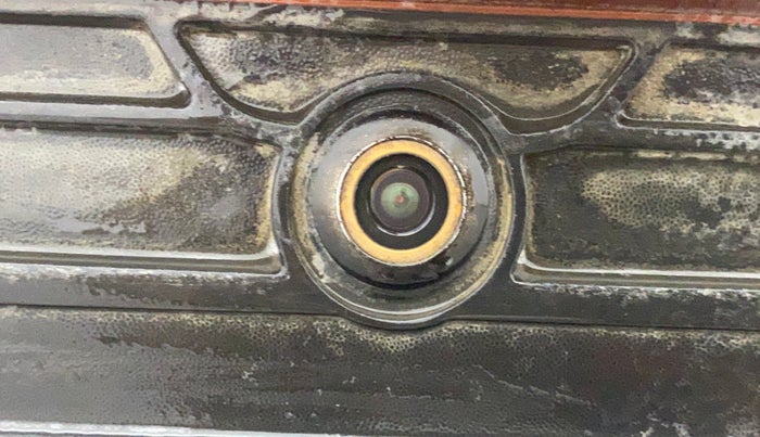 2017 Renault Duster 85 PS RXS MT DIESEL, Diesel, Manual, 1,43,991 km, Parking Camera