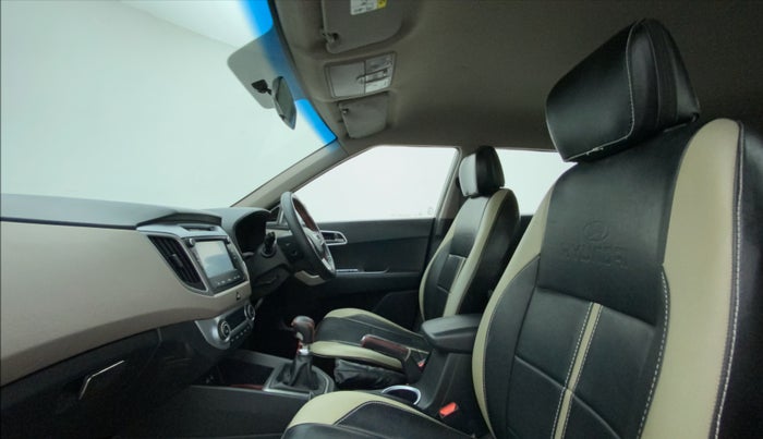 2016 Hyundai Creta SX PLUS 1.6 PETROL, Petrol, Manual, 14,025 km, Right Side Front Door Cabin