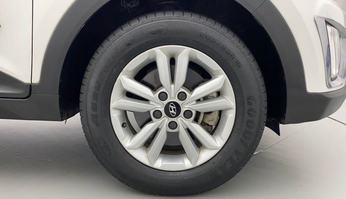 2016 Hyundai Creta SX PLUS 1.6 PETROL, Petrol, Manual, 14,025 km, Right Front Wheel