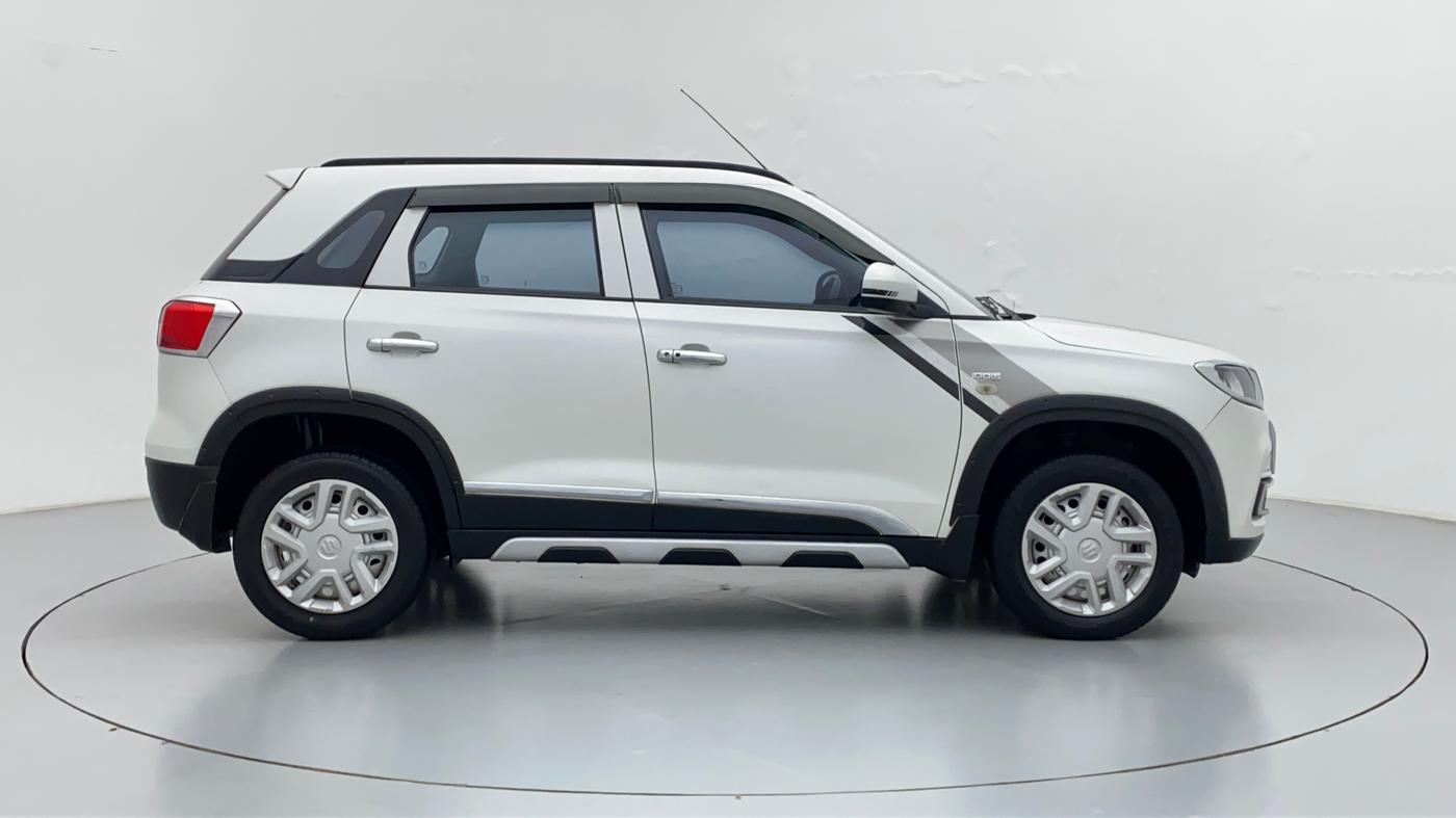 2017 Maruti Vitara Brezza LDI OPT, Diesel, Manual, 74,535 km, Right Side View
