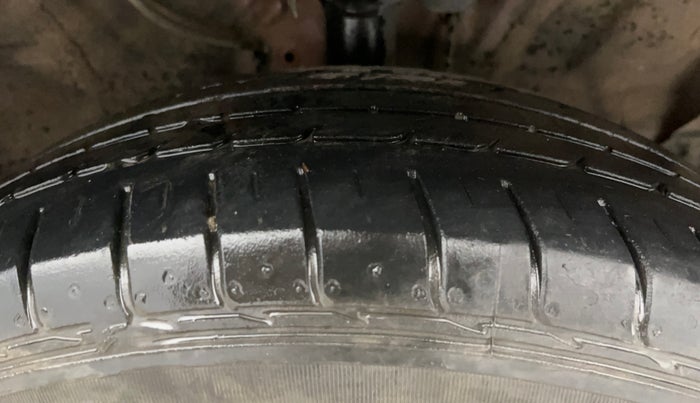 2021 KIA SELTOS HTK PLUS 1.5 IMT, Petrol, Manual, 34,864 km, Right Front Tyre Tread