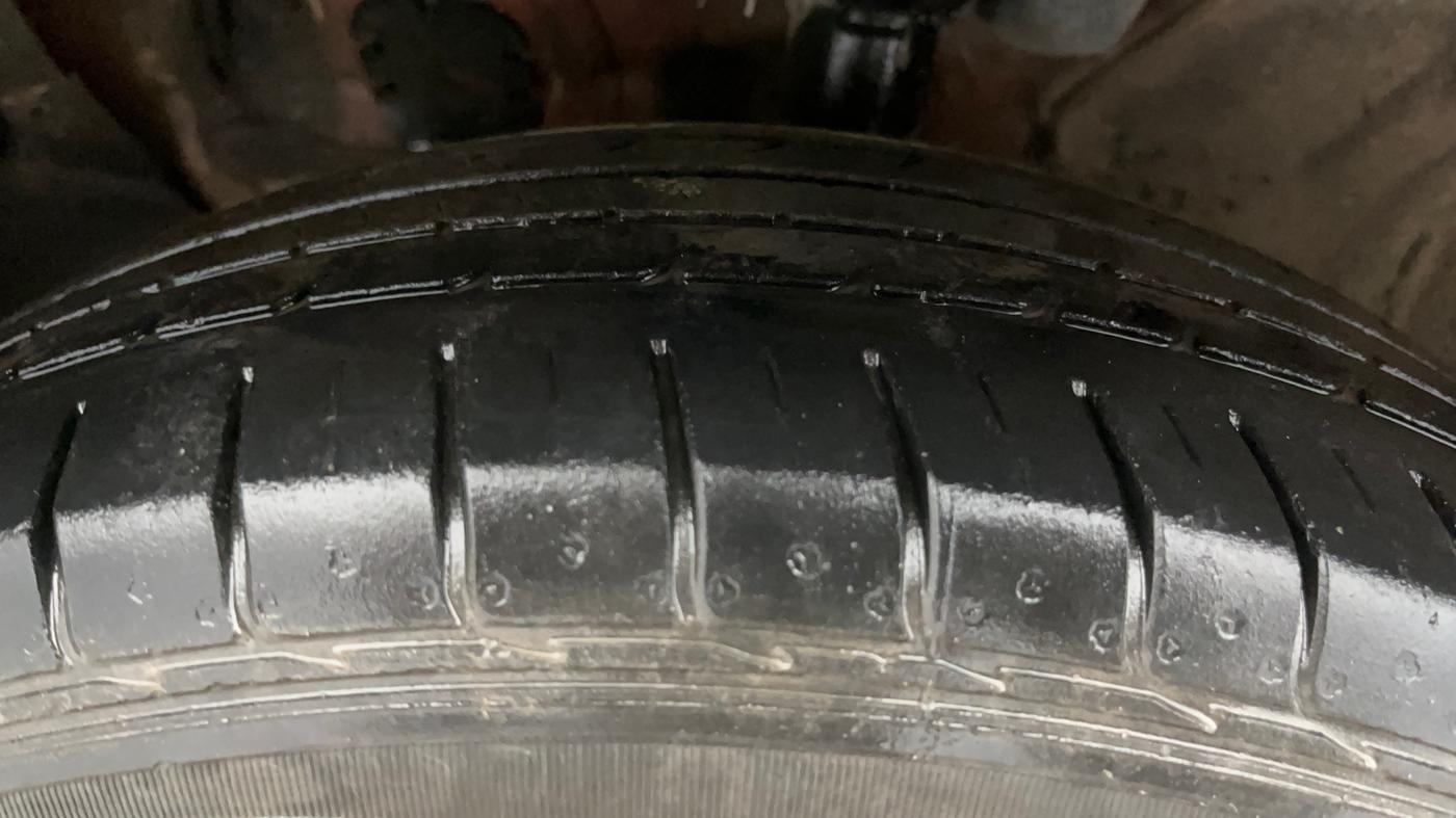 2021 KIA SELTOS HTK PLUS 1.5 IMT, Petrol, Manual, 34,864 km, Left Front Tyre Tread