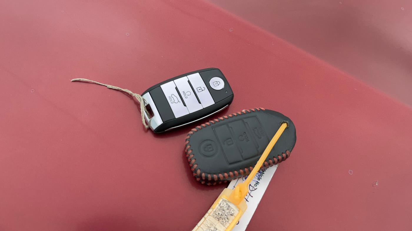 2021 KIA SELTOS HTK PLUS 1.5 IMT, Petrol, Manual, 34,864 km, Key Close Up