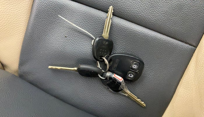 2012 Hyundai Eon D-LITE+, Petrol, Manual, 88,924 km, Key Close Up