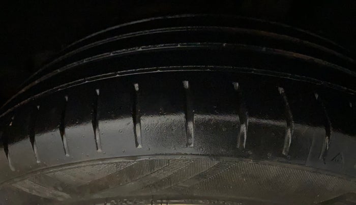 2020 Maruti Baleno ZETA PETROL 1.2, Petrol, Manual, 59,495 km, Left Rear Tyre Tread