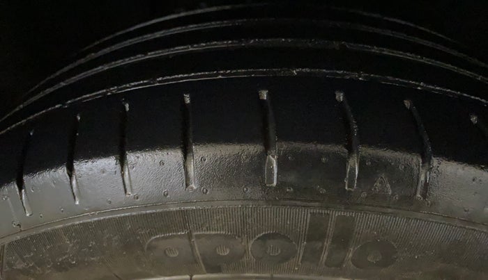 2020 Maruti Baleno ZETA PETROL 1.2, Petrol, Manual, 59,495 km, Right Rear Tyre Tread