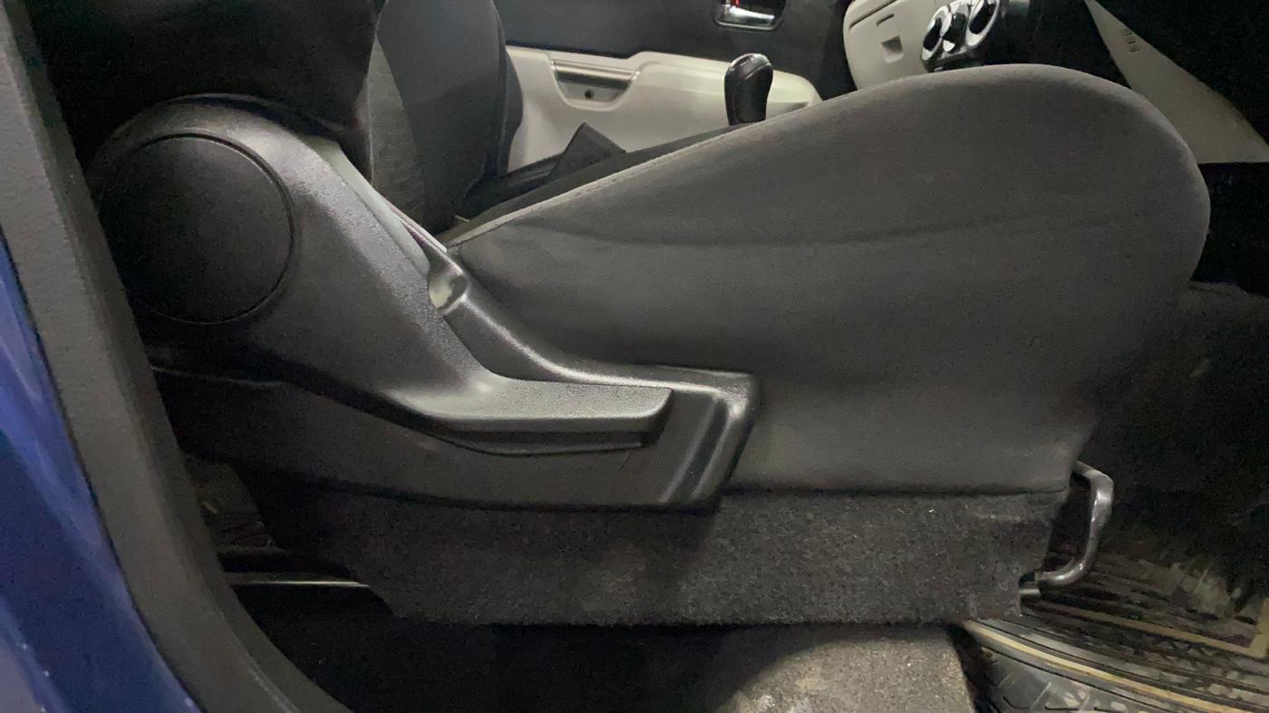 2019 Maruti IGNIS DELTA 1.2, Petrol, Manual, 32,023 km, Driver Side Adjustment Panel