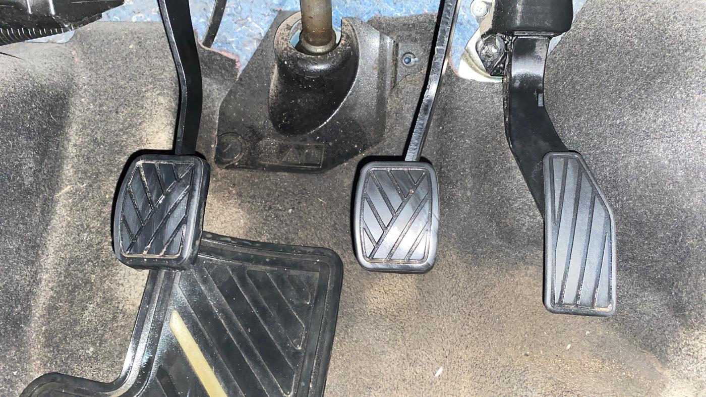 2019 Maruti IGNIS DELTA 1.2, Petrol, Manual, 32,023 km, Pedals