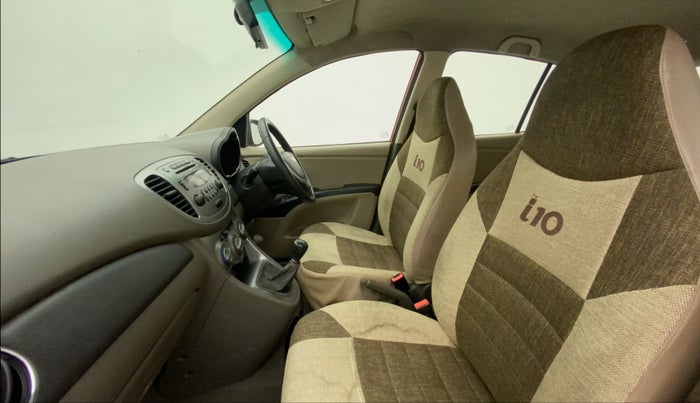 2012 Hyundai i10 SPORTZ 1.2, CNG, Manual, 1,12,460 km, Right Side Front Door Cabin