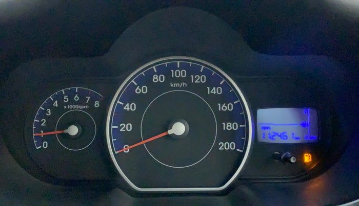 2012 Hyundai i10 SPORTZ 1.2, CNG, Manual, 1,12,460 km, Odometer Image
