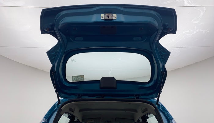 2021 Renault Kwid RXT 1.0 AMT (O), Petrol, Automatic, 17,453 km, Boot Door Open