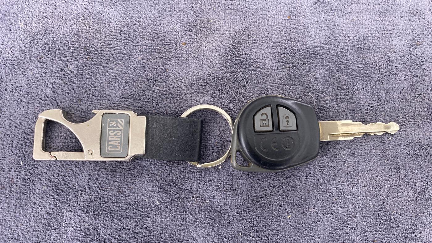 2018 Maruti Dzire VXI, Petrol, Manual, 90,967 km, Key Close Up