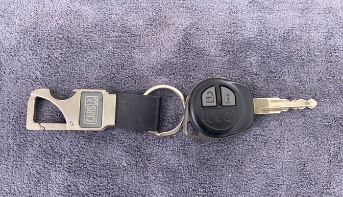 2018 Maruti Dzire VXI, Petrol, Manual, 90,967 km, Key Close Up