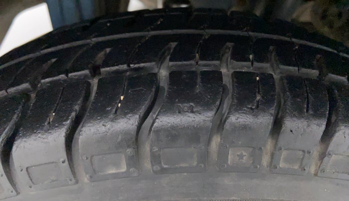 2017 Maruti Alto 800 LXI, Petrol, Manual, 20,939 km, Right Rear Tyre Tread