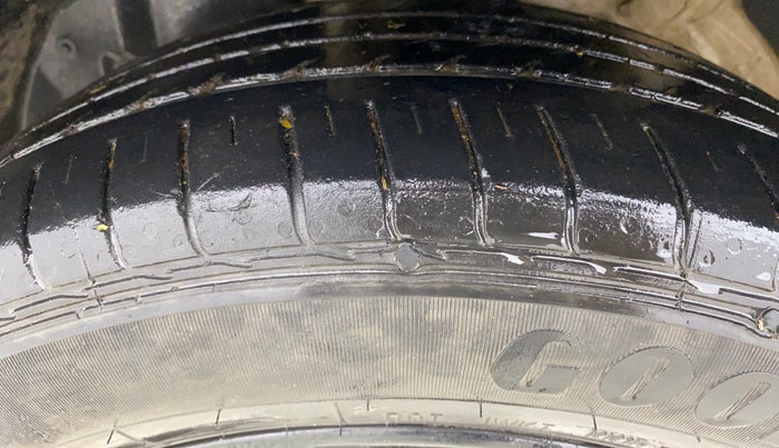 2020 MG HECTOR SHARP 1.5 DCT PETROL, Petrol, Automatic, 72,067 km, Left Front Tyre Tread