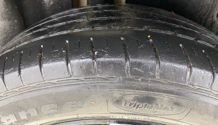 2020 MG HECTOR SHARP 1.5 DCT PETROL, Petrol, Automatic, 72,067 km, Right Rear Tyre Tread