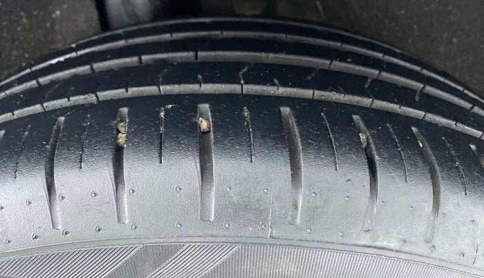 2019 Toyota Glanza V CVT, Petrol, Automatic, 25,560 km, Right Rear Tyre Tread