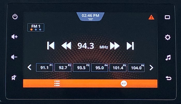 2019 Toyota Glanza V CVT, Petrol, Automatic, 25,560 km, Infotainment System