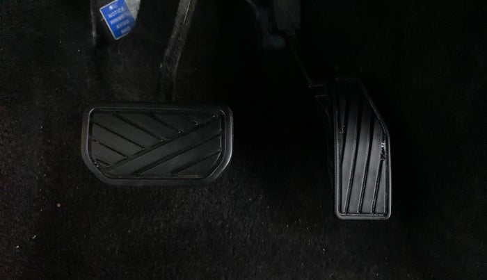 2019 Toyota Glanza V CVT, Petrol, Automatic, 25,560 km, Pedals