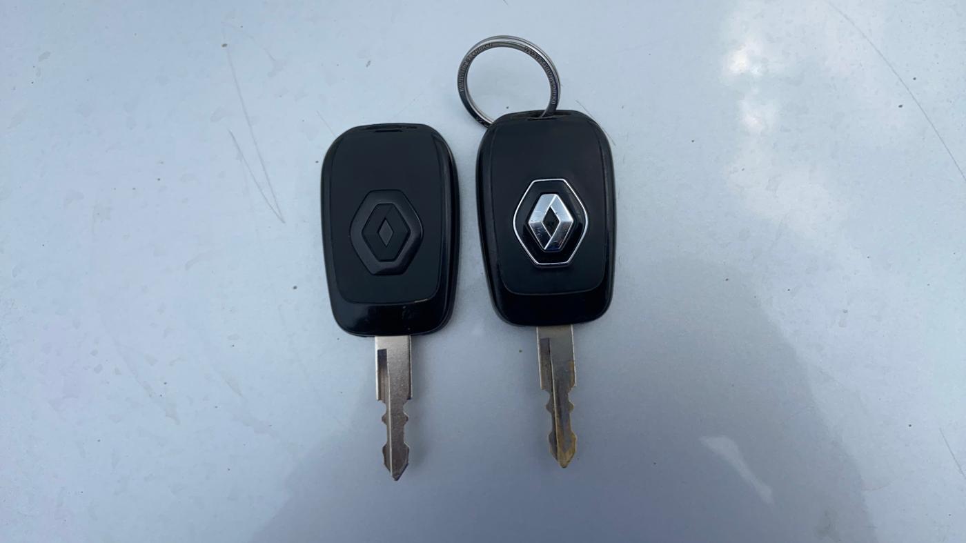 2020 Renault Kwid RXT 1.0 AMT (O), Petrol, Automatic, 10,427 km, Key Close Up