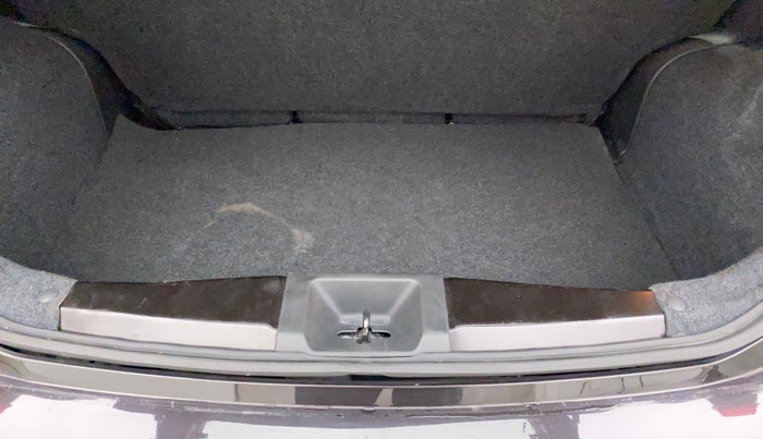 2019 Nissan Micra XV CVT, Petrol, Automatic, 29,105 km, Boot Inside