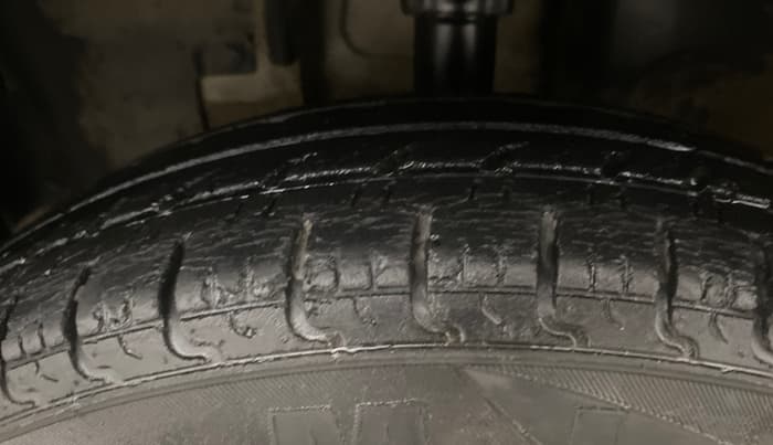 2018 Renault Kwid RXT 1.0 AMT (O), Petrol, Automatic, 46,582 km, Left Front Tyre Tread