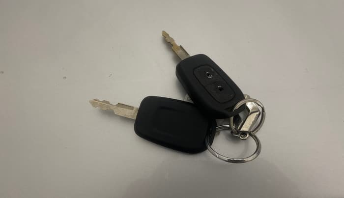2018 Renault Kwid RXT 1.0 AMT (O), Petrol, Automatic, 46,582 km, Key Close Up