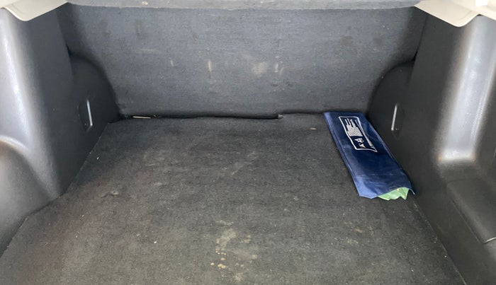 2021 Renault Duster RXZ 1.5 PETROL MT, Petrol, Manual, 91,138 km, Boot Inside