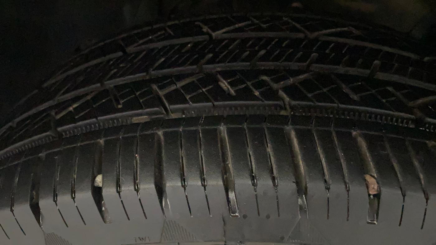2021 Renault Duster RXZ 1.5 PETROL MT, Petrol, Manual, 91,138 km, Right Front Tyre Tread