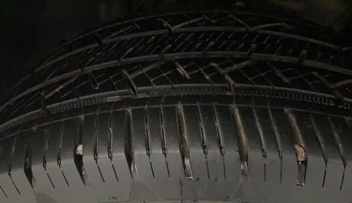 2021 Renault Duster RXZ 1.5 PETROL MT, Petrol, Manual, 91,138 km, Right Front Tyre Tread