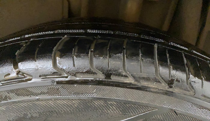 2016 Tata Tiago XT PETROL, Petrol, Manual, 81,746 km, Left Rear Tyre Tread