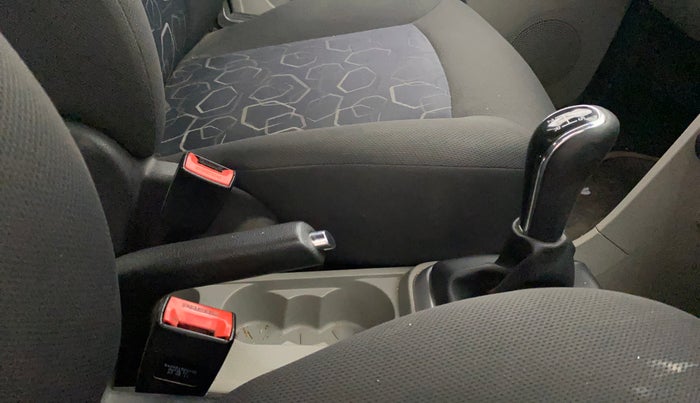 2016 Tata Tiago XT PETROL, Petrol, Manual, 81,746 km, Gear Lever