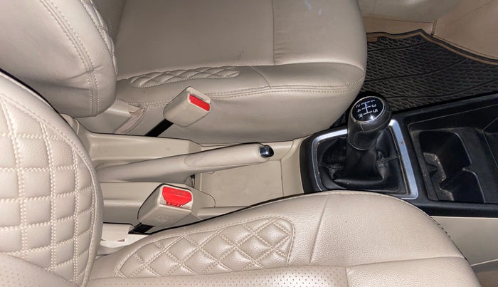 2017 Maruti Dzire ZXI PLUS, Petrol, Manual, 69,433 km, Gear Lever