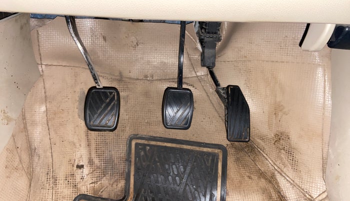 2017 Maruti Dzire ZXI PLUS, Petrol, Manual, 69,433 km, Pedals