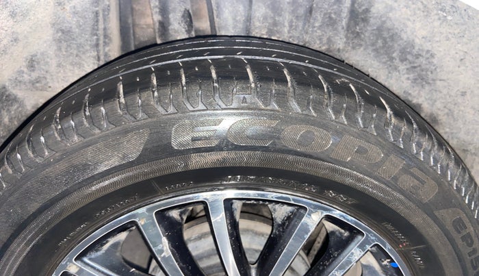 2017 Maruti Dzire ZXI PLUS, Petrol, Manual, 69,433 km, Right Rear Tyre Tread