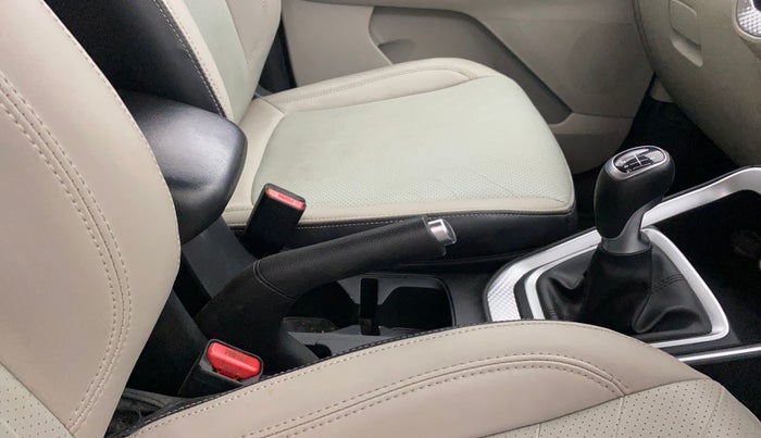 2022 KIA SONET HTX 1.0 IMT, Petrol, Manual, 79,993 km, Gear Lever