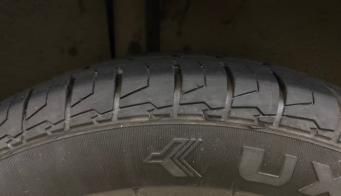 2016 Ford Ecosport TITANIUM 1.5L PETROL AT, Petrol, Automatic, 71,789 km, Right Rear Tyre Tread