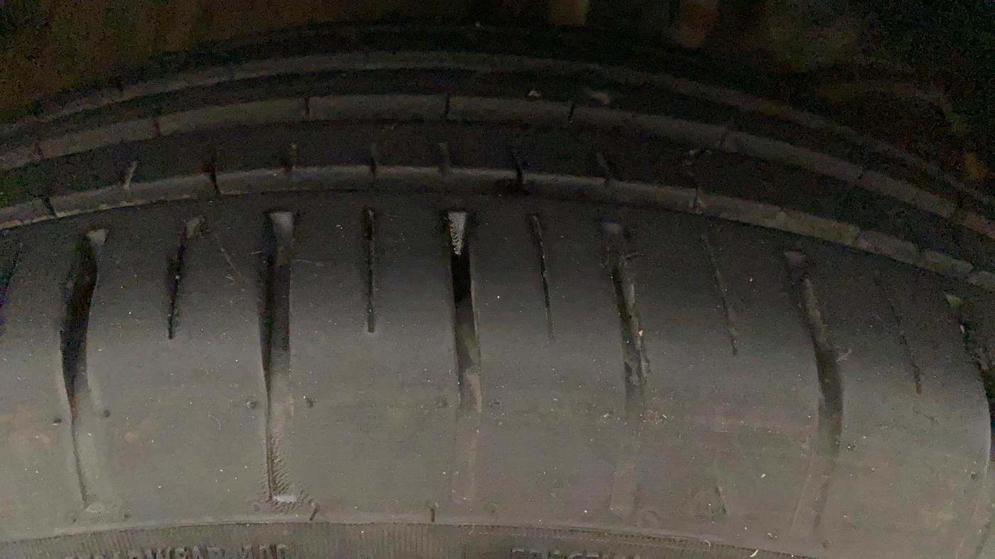 2022 Maruti Baleno DELTA PETROL 1.2, Petrol, Manual, 16,100 km, Left Rear Tyre Tread