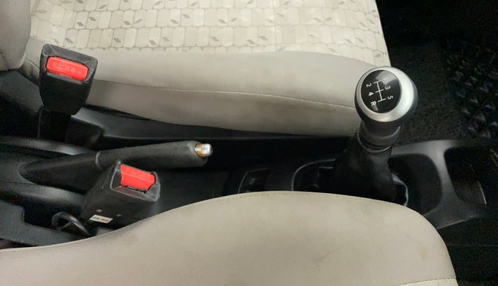 2016 Maruti Wagon R 1.0 VXI, Petrol, Manual, 45,727 km, Gear Lever