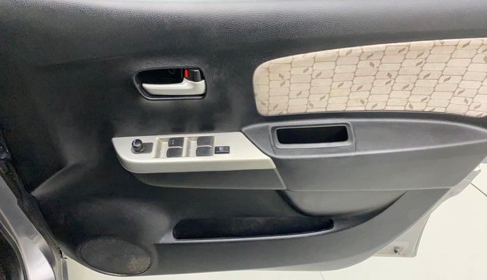 2016 Maruti Wagon R 1.0 VXI, Petrol, Manual, 45,727 km, Driver Side Door Panels Control