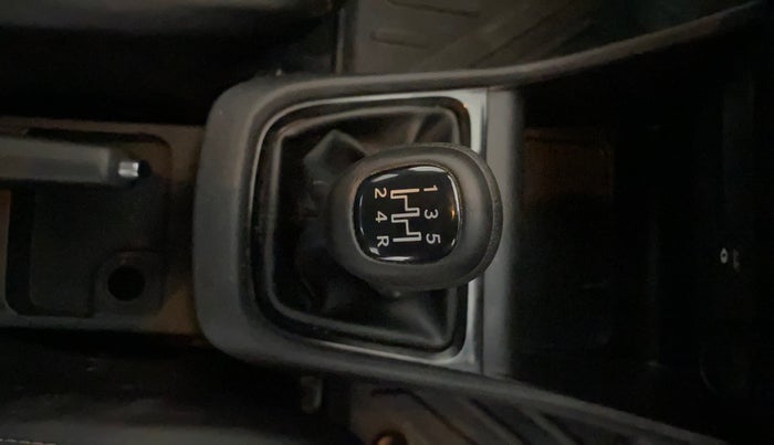 2024 Tata PUNCH ADVENTURE MT CNG , CNG, Manual, 19,654 km, Gear Lever