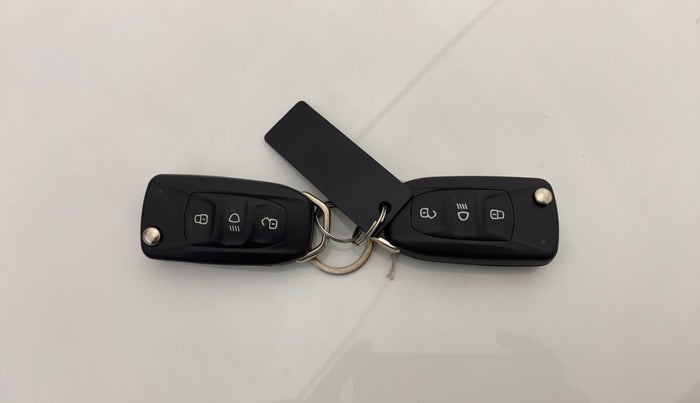 2024 Tata PUNCH ADVENTURE MT CNG , CNG, Manual, 19,654 km, Key Close Up